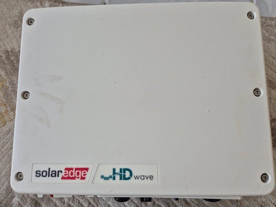 SolarEdge SE3000H HD Wave omvormer, Ophalen of Verzenden, Zo goed als nieuw, Overige typen