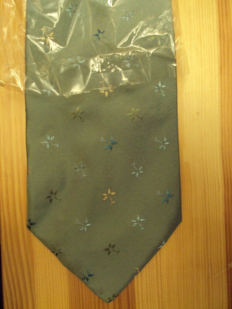 KOOP NU! Nieuwe, Exclusieve 100% zuiver zijde stropdas,groen, Ophalen, Nieuw, 100% zuiver zijde, Met patroon