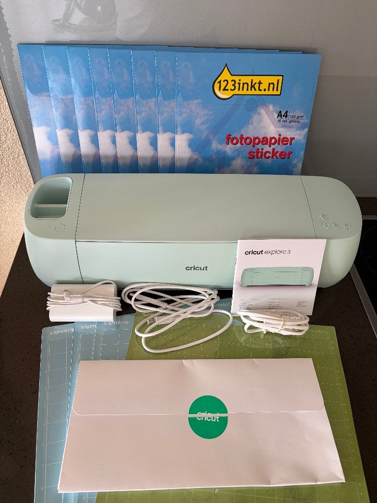 Cricut Explore 3 - ongebruikt, Hobby en Vrije tijd, Ophalen of Verzenden, Nieuw, Machine, Cricut