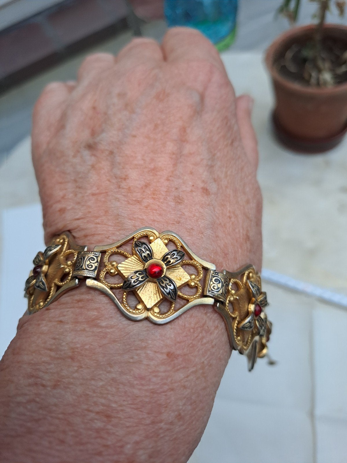 Vintage Victoriaanse Revival Schakelarmband Jaren 50/60, Verzenden, Overige materialen, Armband, Verguld