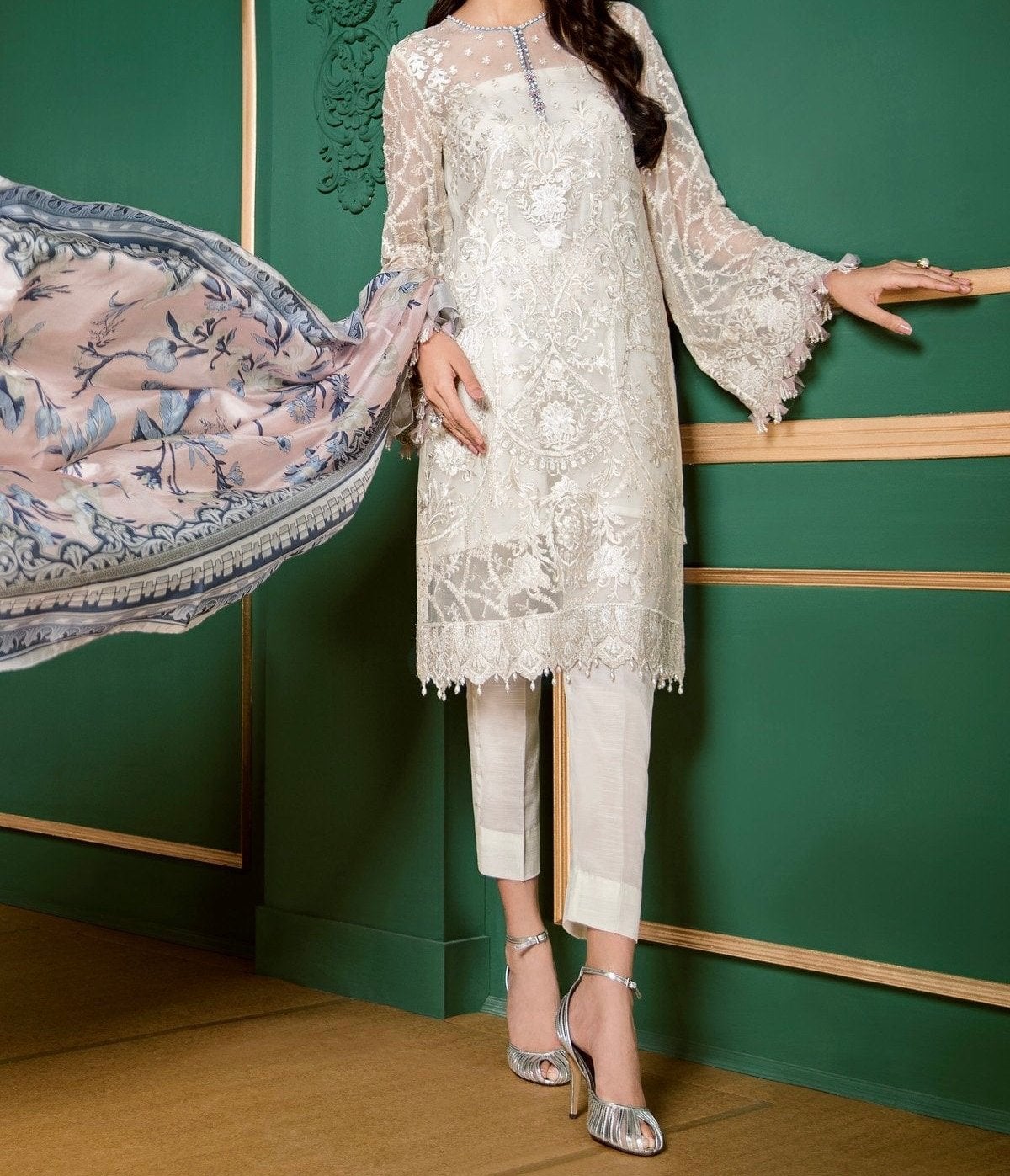 3 delige mooie dress, Kleding | Dames, Gelegenheidskleding, Maat 38/40 (M), Galajurk, Overige kleuren, Verzenden