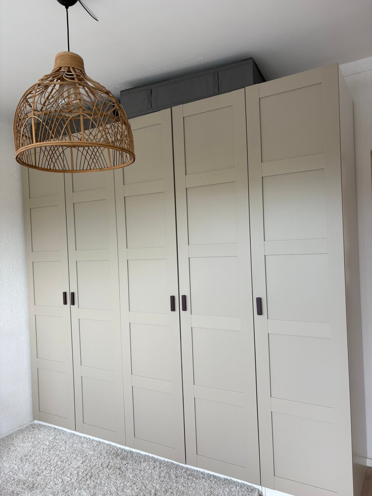 IKEA PAX kledingkast 250x236 cm – BERGSBO zandkleur, Huis en Inrichting, Ophalen, 200 cm of meer, 200 cm of meer, 50 tot 75 cm