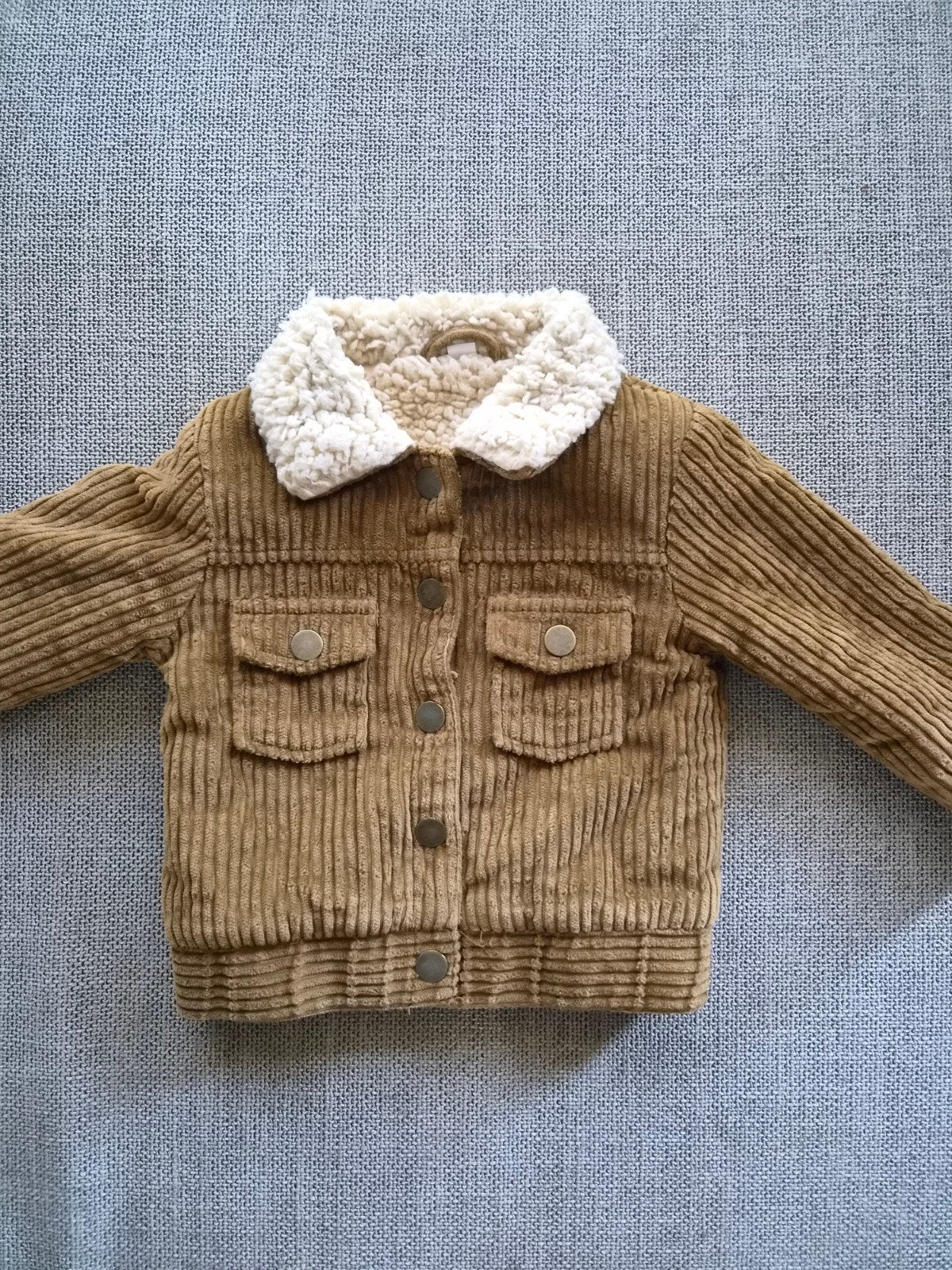 Leuke Zeeman ribcord jasje met teddy voering maat 86, Ophalen, Zeeman, Jongen of Meisje, Zo goed als nieuw