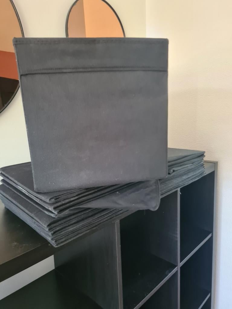 Zwarte opbergboxen voor Kallax kast van Ikea, Met plank(en), Gebruikt, Modern, Functioneel, Minder dan 100 cm