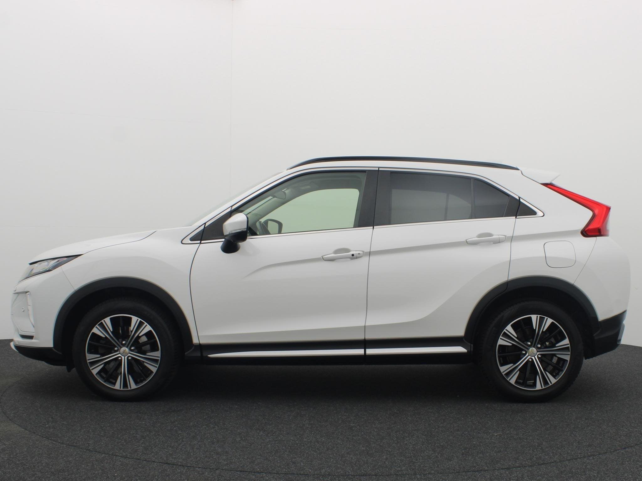 Mitsubishi Eclipse Cross 1.5 DI-T First Edition HUD / 360 CA, Auto's, Euro 6, 4 cilinders, 1435 kg, Origineel Nederlands