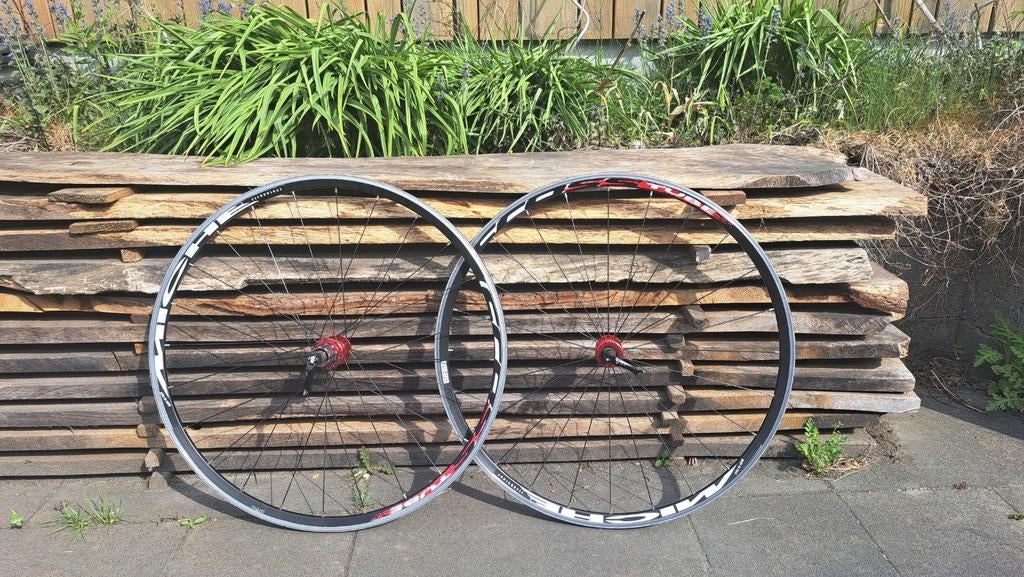 Miche Wielset 700c velgen met rode naven en velgrem, Wiel, Racefiets, Gebruikt, Miche
