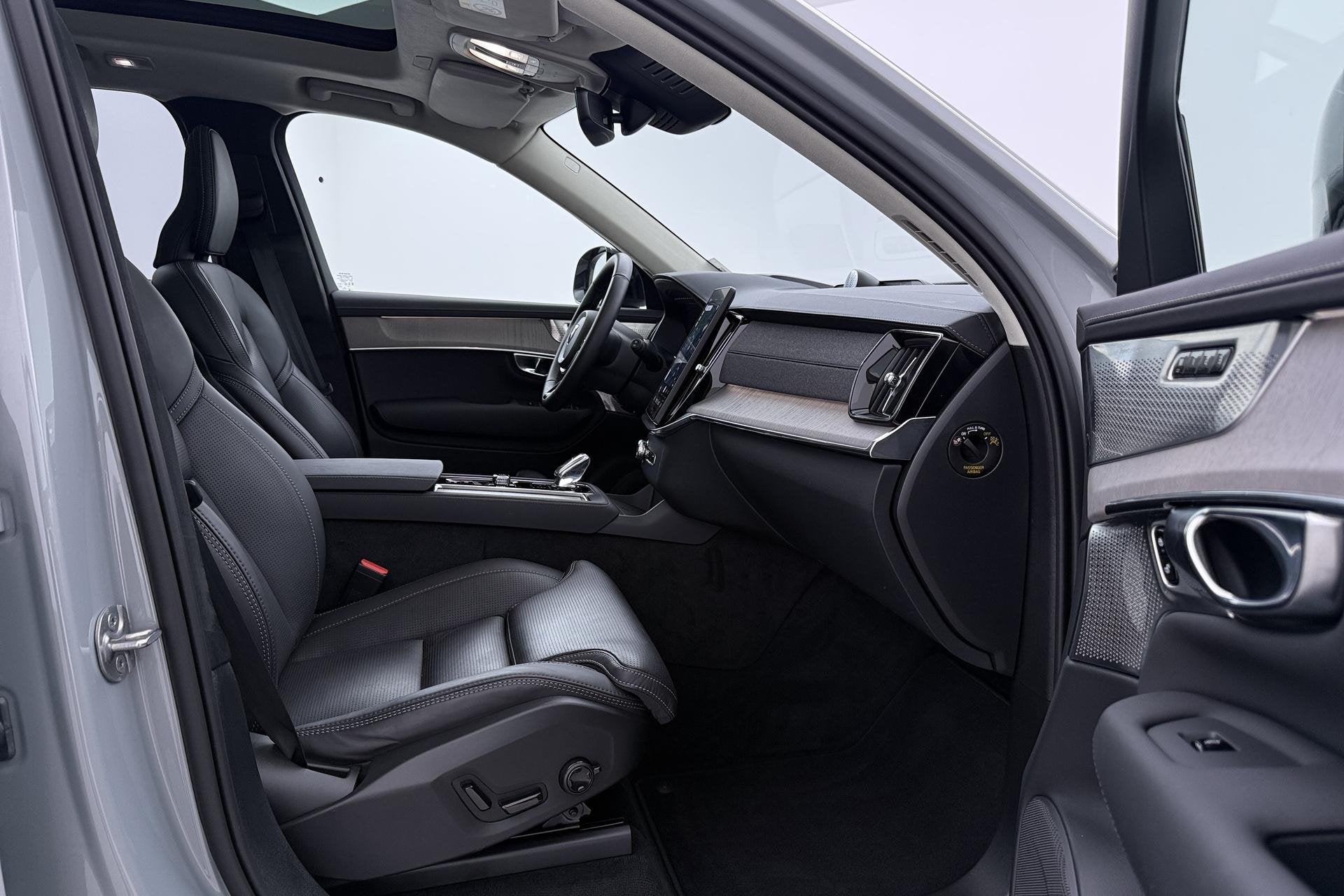 Volvo XC90 T8 Plug-in hybrid Ultra Dark | HEICO SPORTIV | AC, Auto's, Volvo, Gebruikt, Euro 6, 4 cilinders, 1969 cc