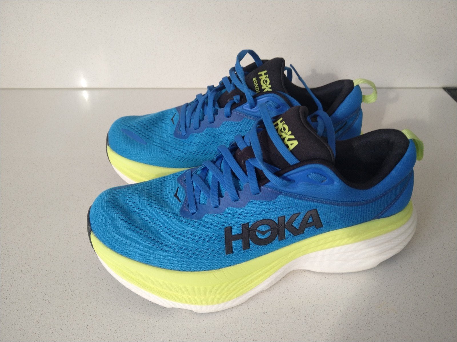 HOKA Bondi 8 mt42, Ophalen of Verzenden, Zo goed als nieuw, Hardloopschoenen, Overige merken