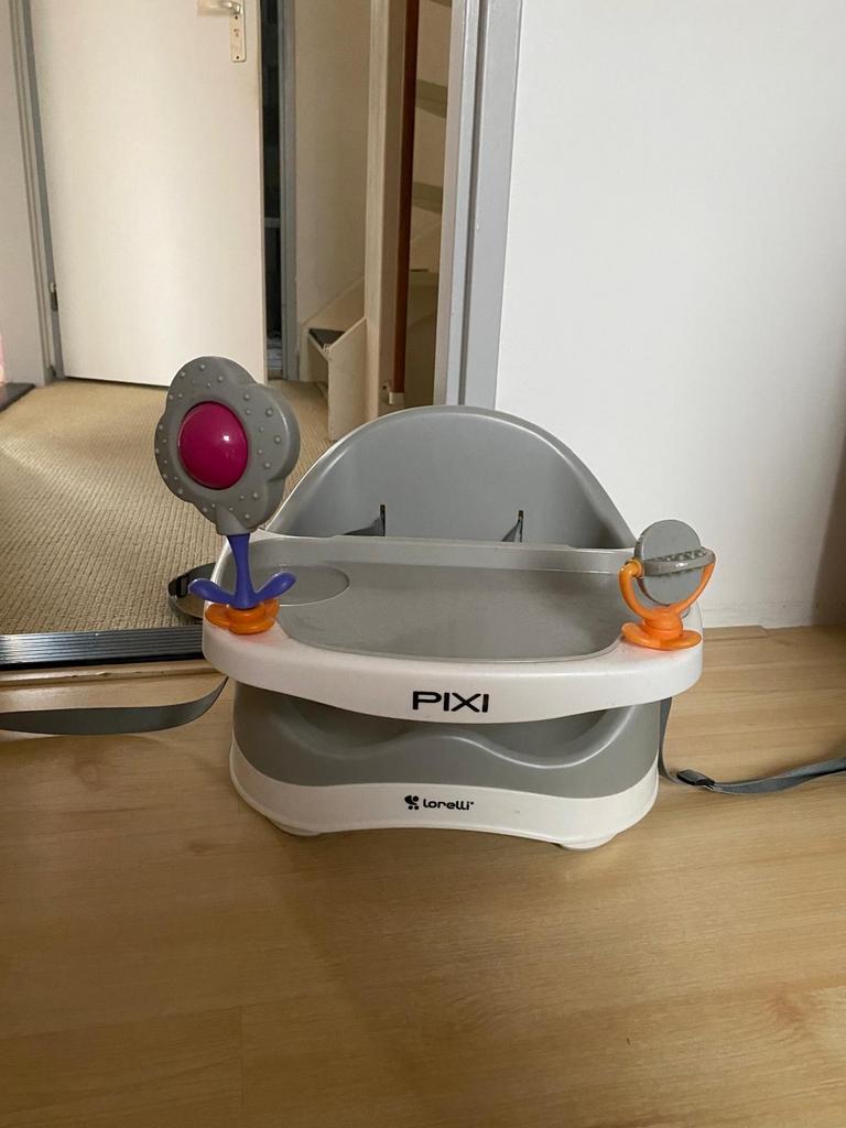 Pixi Feeding Chair Stoelverhoger Baby - Grijs/Wit, Kinderen en Baby's, Kinderstoelen, Ophalen, Gebruikt, Overige typen, Gordel(s)
