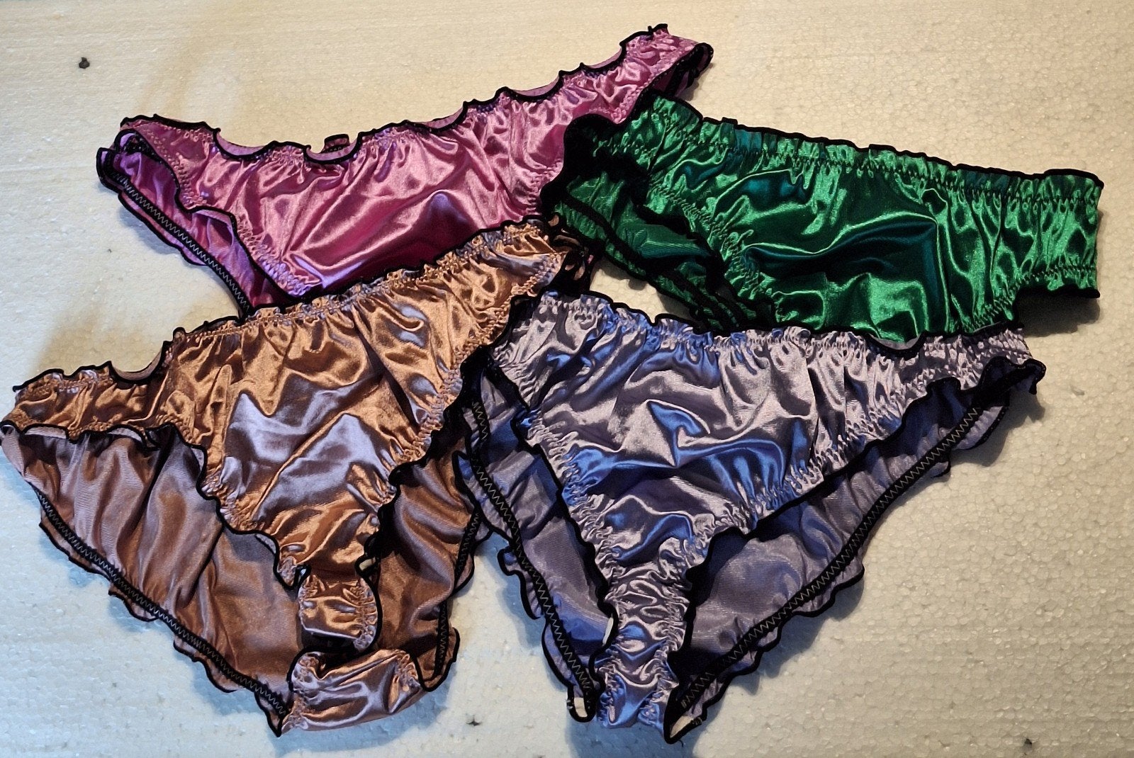 Sexy nieuwe satijnen slips maat XL, Verzenden, Overige kleuren, Slip