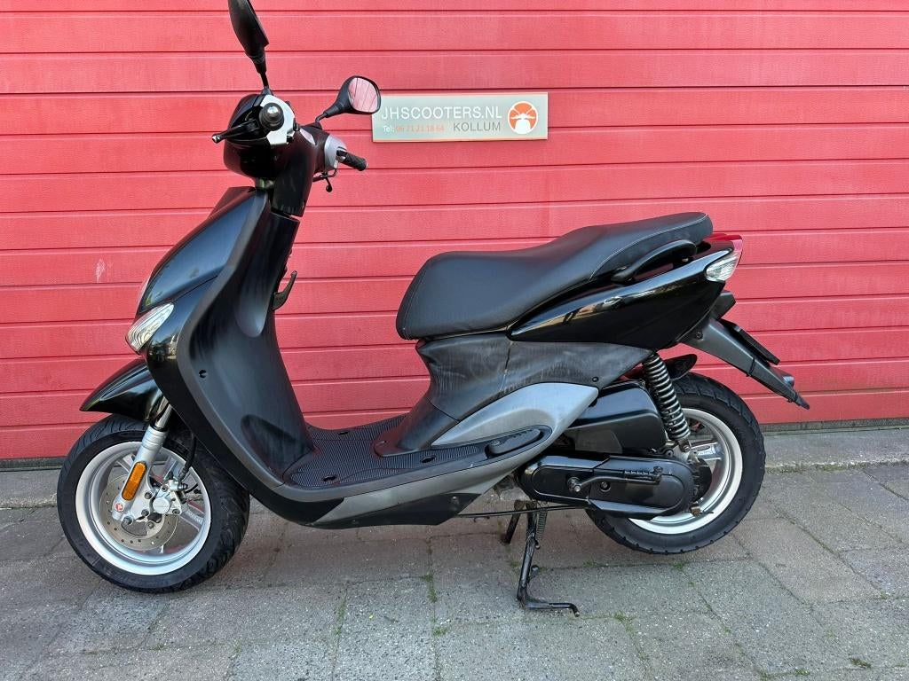 super mooie yamaha neo's 4 takt brom scooter, Fietsen en Brommers, Scooters | Yamaha, Ophalen, Gebruikt, Overige modellen, Maximaal 45 km/u