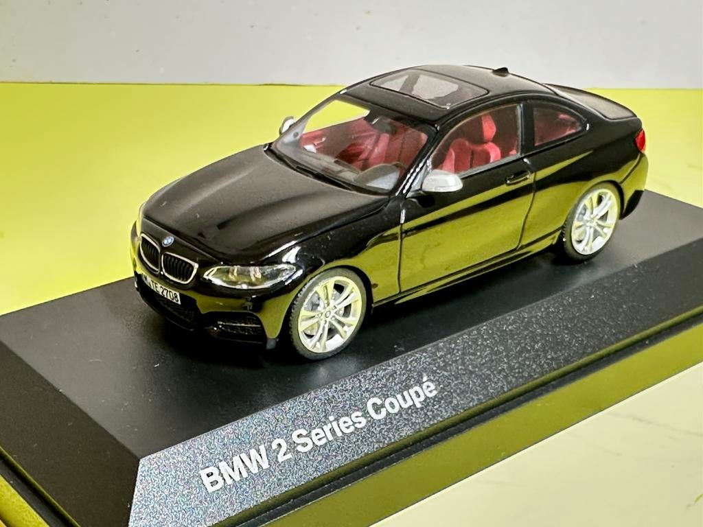 BMW 2 series Coupe, Ophalen of Verzenden, Zo goed als nieuw, Auto, MiniChamps