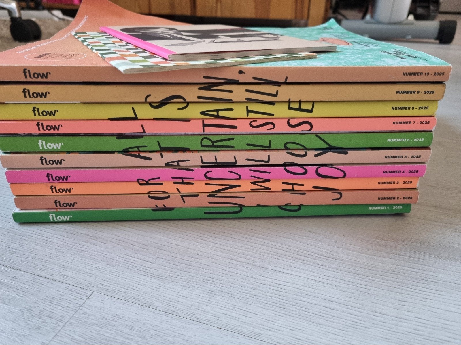 Flow Magazine - complete jaargang 2025 (10 nummers), Ophalen of Verzenden, Gelezen, Lichaam en Geest