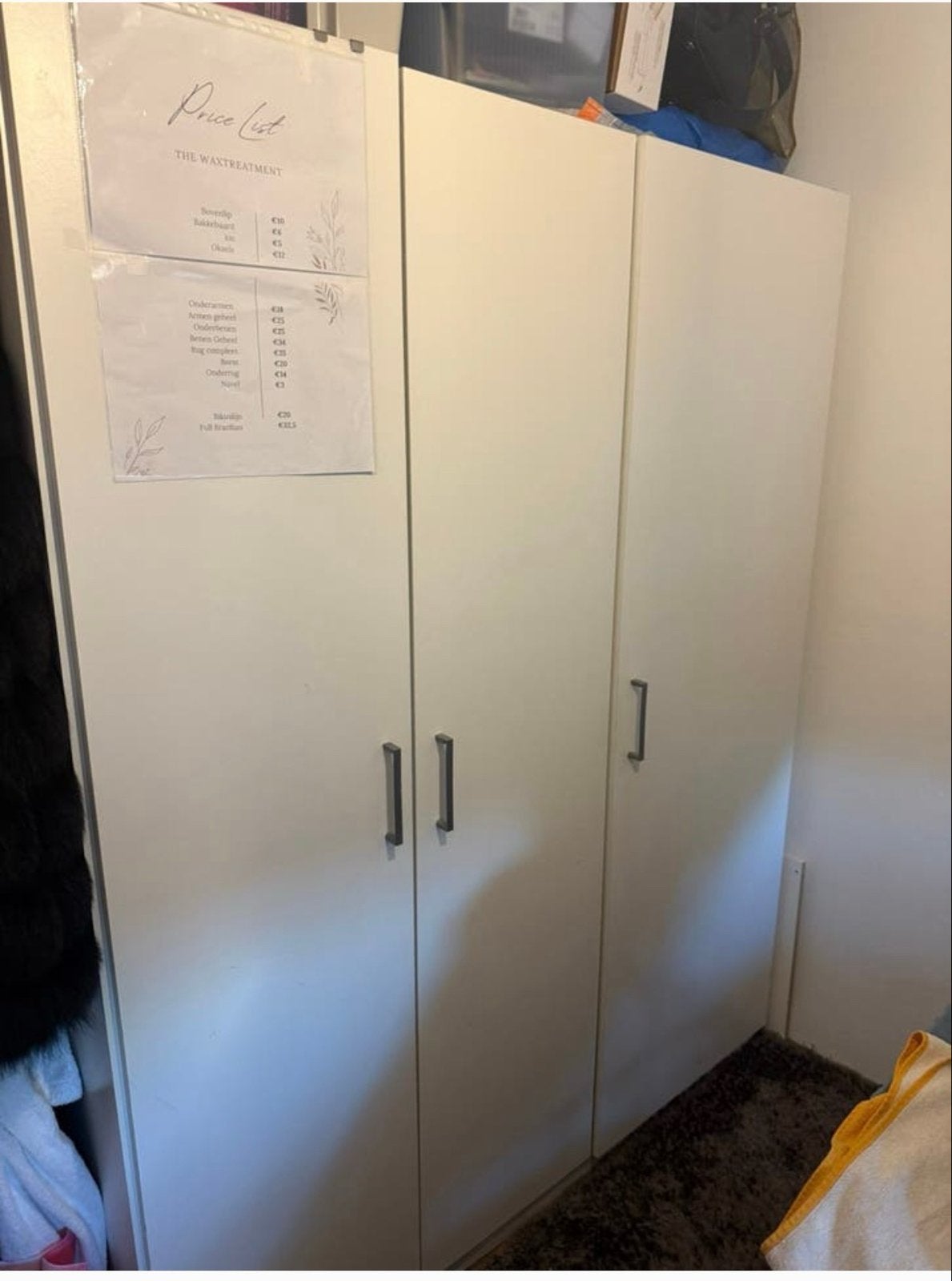 Witte kledingkast met hang- en legruimte - 3 deuren, Ophalen, Gebruikt, 100 tot 150 cm, 200 cm of meer