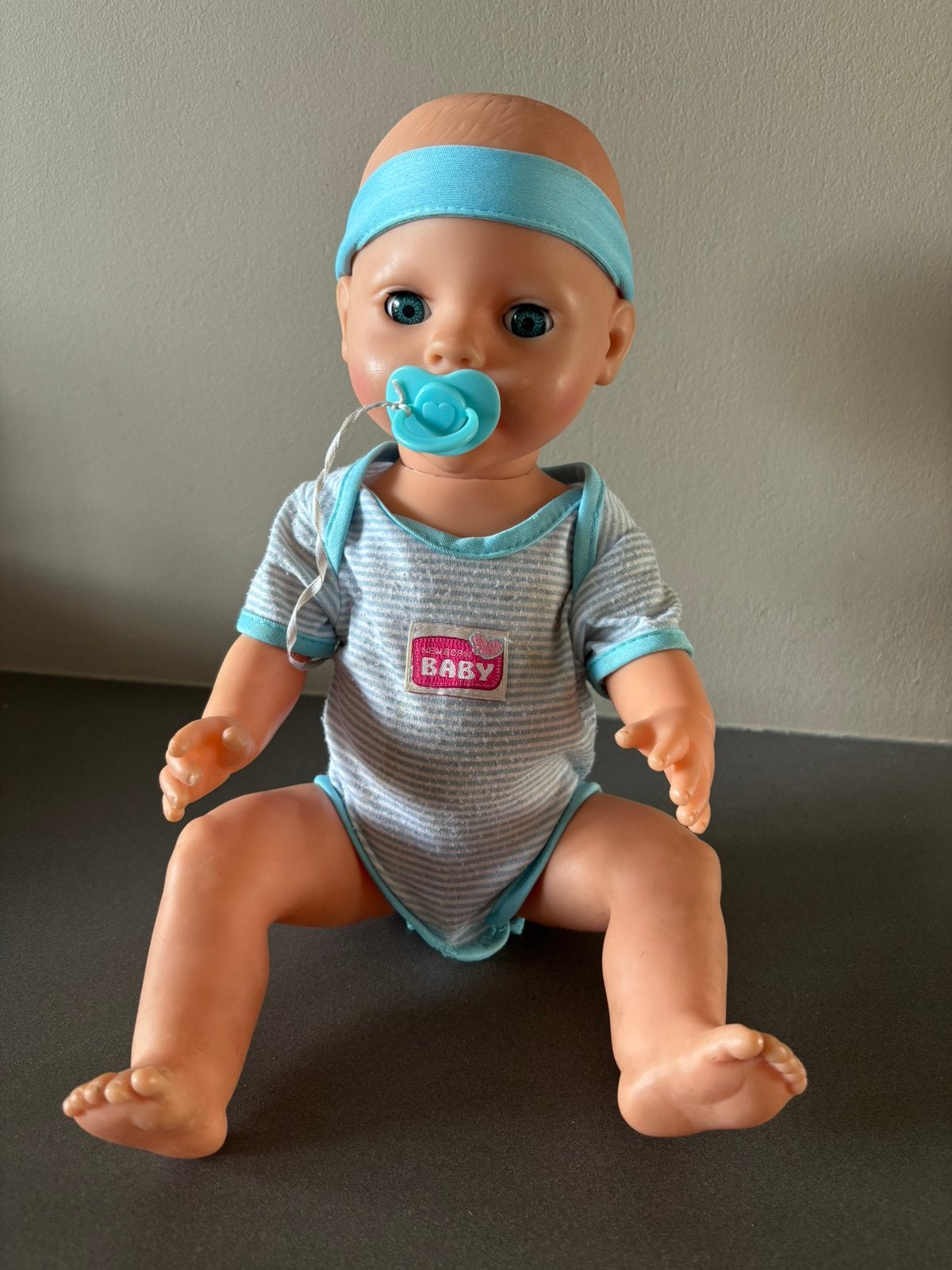 Babypop incl accessoires, Ophalen of Verzenden, Zo goed als nieuw, Babypop