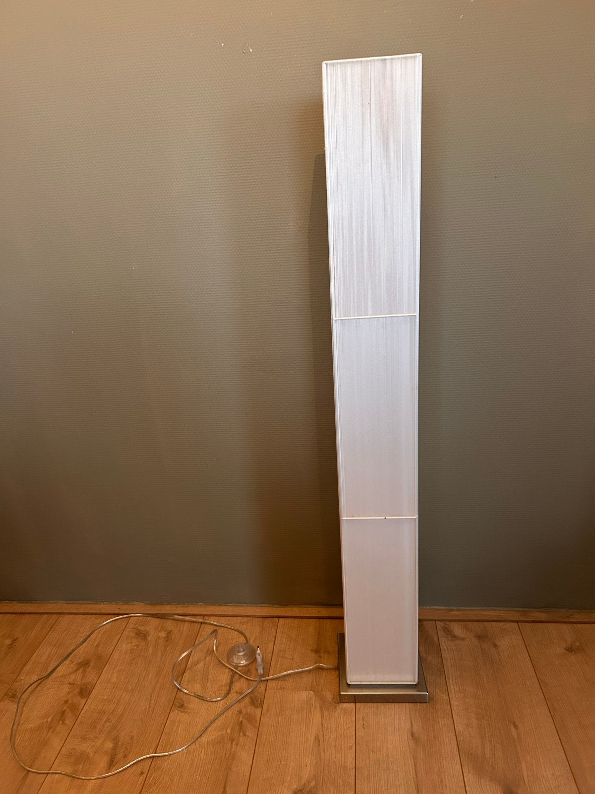 Moderne staande lamp, Ophalen, Kunststof, Gebruikt, E27 (groot)
