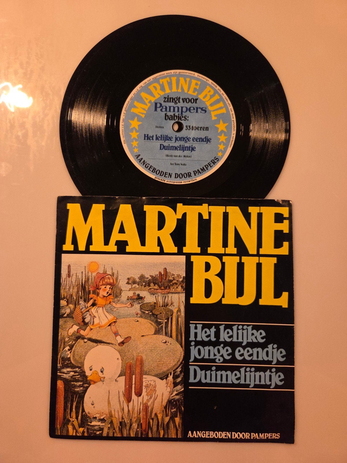 Martine Bijl - Het lelijke jonge eendje, Ophalen of Verzenden, Gebruikt, 7 inch, Nederlandstalig