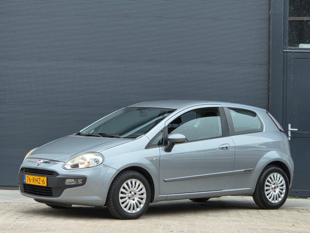 Fiat Punto Evo 1.4-16V m-air Dyn. nap apk 06'27! (bj 2011), Auto's, Fiat, Voorwielaandrijving, Euro 5, 4 cilinders, 400 kg