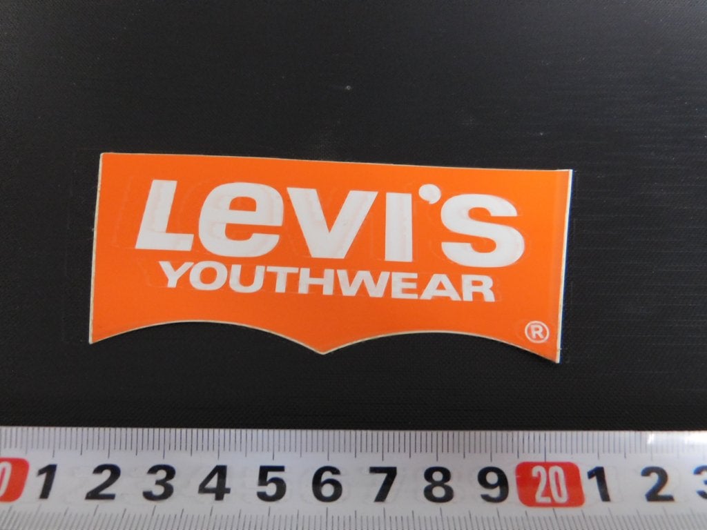 sticker jeans logo LEVI'S YOUTHWEAR, Verzamelen, Ophalen, Zo goed als nieuw