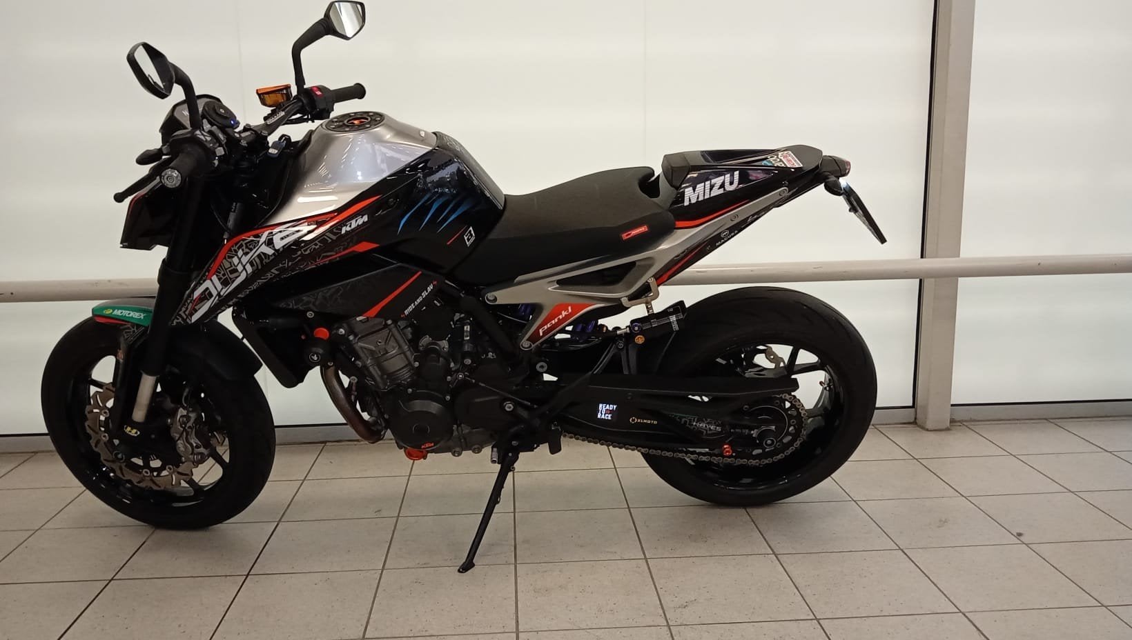 KTM 790 DUKE (bj 2019), Rue Baty d'Ernage Sauv. 10
5030  GEMBLOUX, BE, Bedrijf, Info@ktm.eu, Toermotor