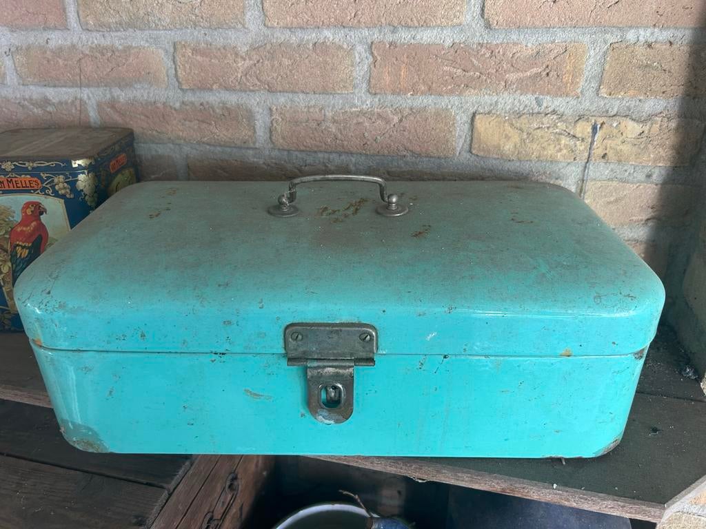 Vintage turquoise metalen broodtrommel, Ophalen