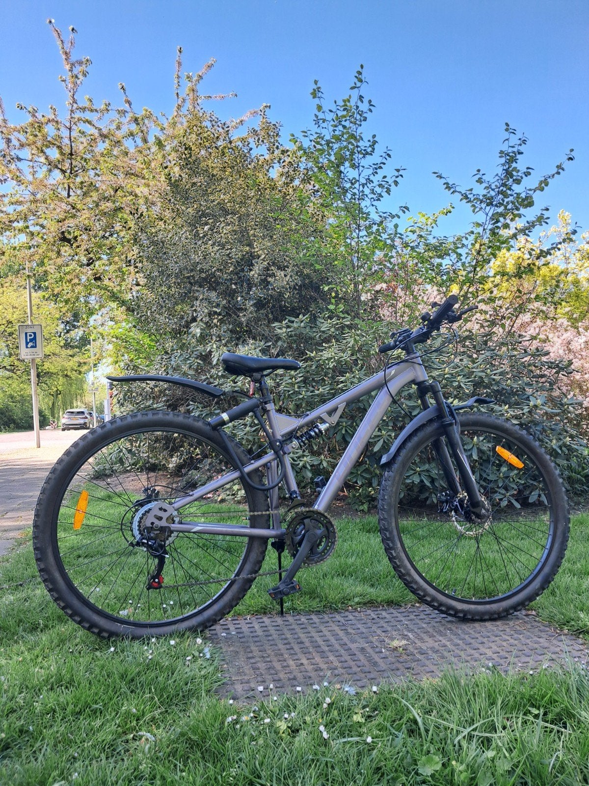 Beautiful Boy's Bicycle - Great Condition Huffy Marker Voll, Ophalen of Verzenden, Zo goed als nieuw, 26 inch of meer, Versnellingen