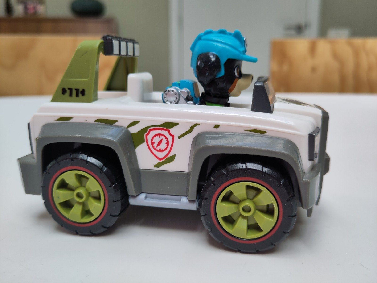 Paw Patrol Tracker's Jungle Cruiser met figuur, Kinderen en Baby's, Ophalen of Verzenden, Gebruikt