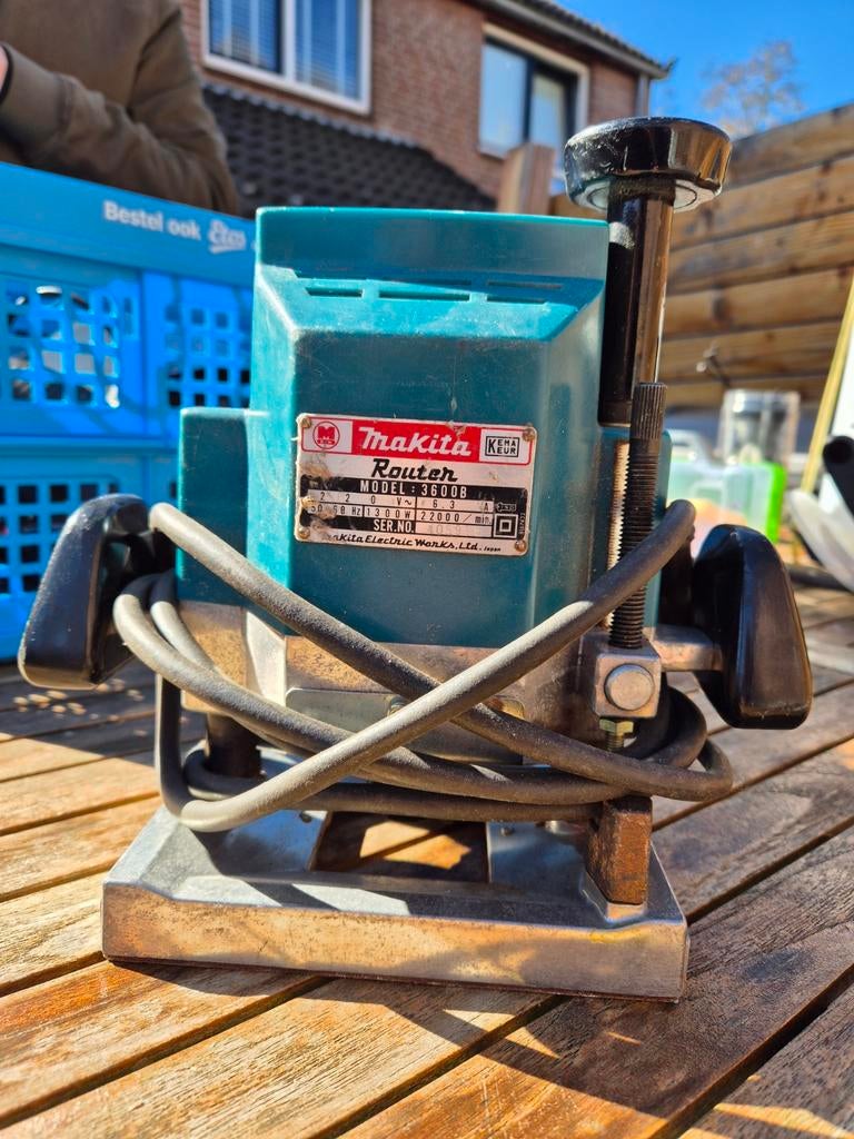 Makita Router Model 3600B - Krachtige Bovenfrees, Gebruikt, Ophalen of Verzenden, Elektrisch, Makita