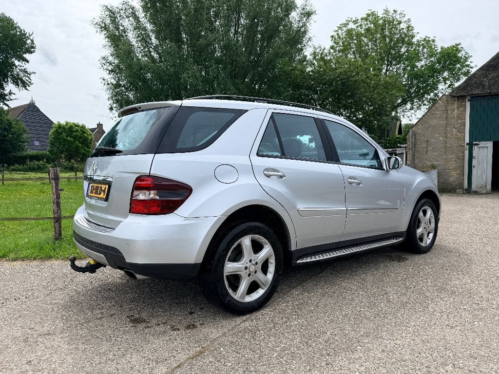 Mercedes-Benz ML 3.0CDI Ml280 4MATIC AUT 2010, Nieuwe APK, Auto's, Automaat, Euro 5, Bi-Xenon koplampen, Zwart