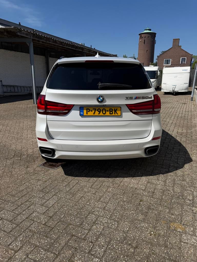 BMW X5 M50d Xdrive AUT 2015 Wit, Auto's, BMW, Automaat, 15 km/l, 2165 kg, 2993 cc