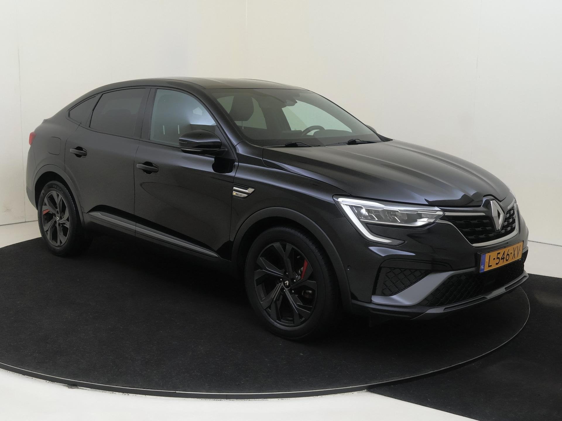 Renault Arkana 1.6 E-Tech Hybrid 145 PK R.S. Line | Automaat, Arkana, Gebruikt, Zwart, 760 kg