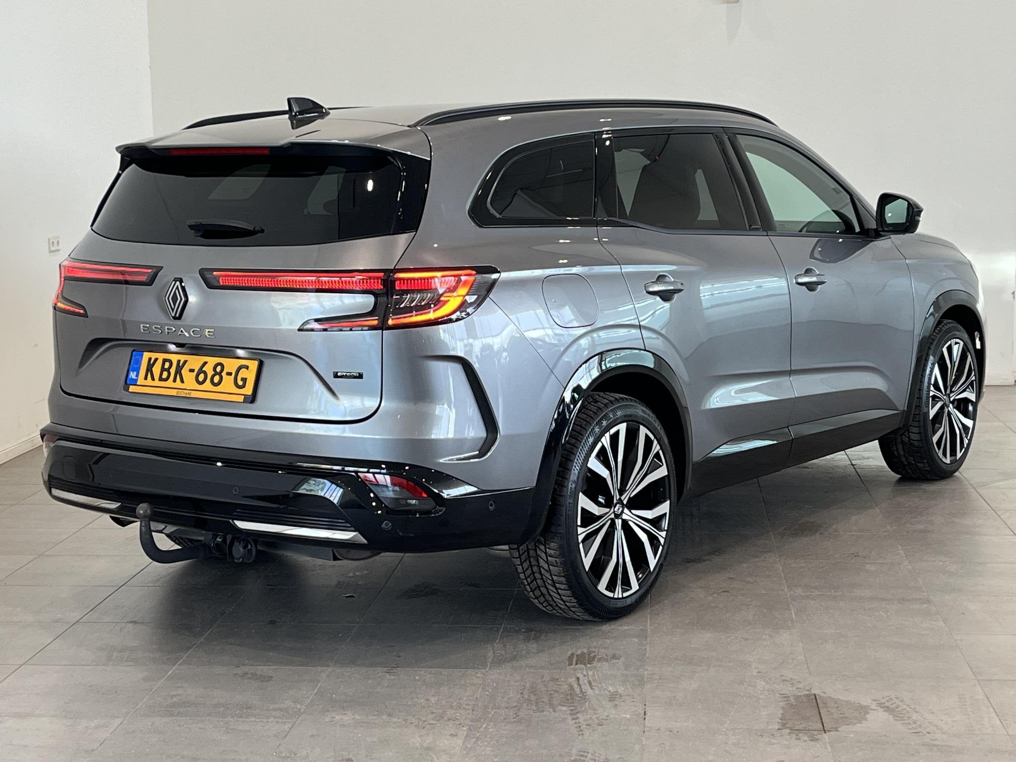 Renault Espace 1.2 E-Tech Full Hybrid 200 Iconic 7p. | Matri, Auto's, Gebruikt, 1199 cc, 7 stoelen, Leder