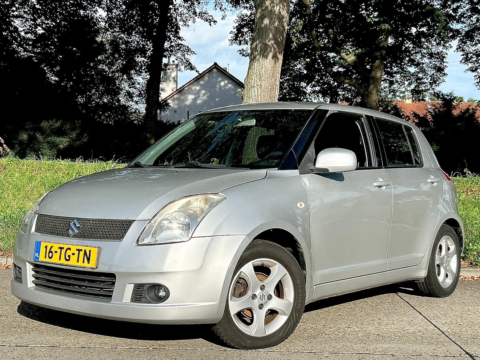 Suzuki Swift 1.3 / Airco / LM-V / 5-Deurs / Trekhaak /, Auto's, Voorwielaandrijving, Stof, 40 €/maand, 965 kg