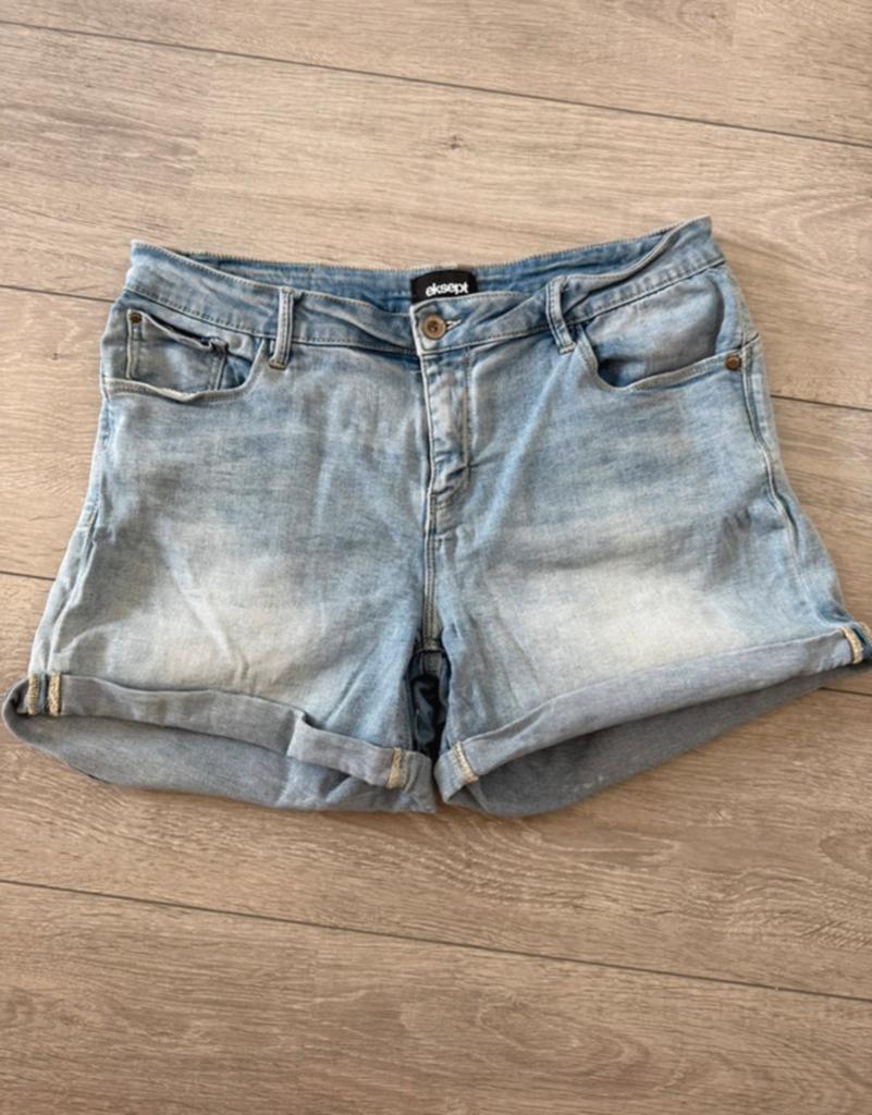 Shoeby eksept short XL, Kleding | Dames, Ophalen of Verzenden, Zo goed als nieuw, Blauw, W33 - W36 (confectie 42/44)
