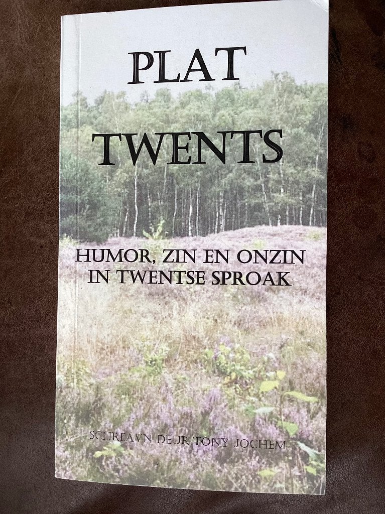 Plat Twents: Humor, Zin en Onzin in Twentse Sproak, 20e eeuw of later, Ophalen of Verzenden, Zo goed als nieuw, Tony Jochem