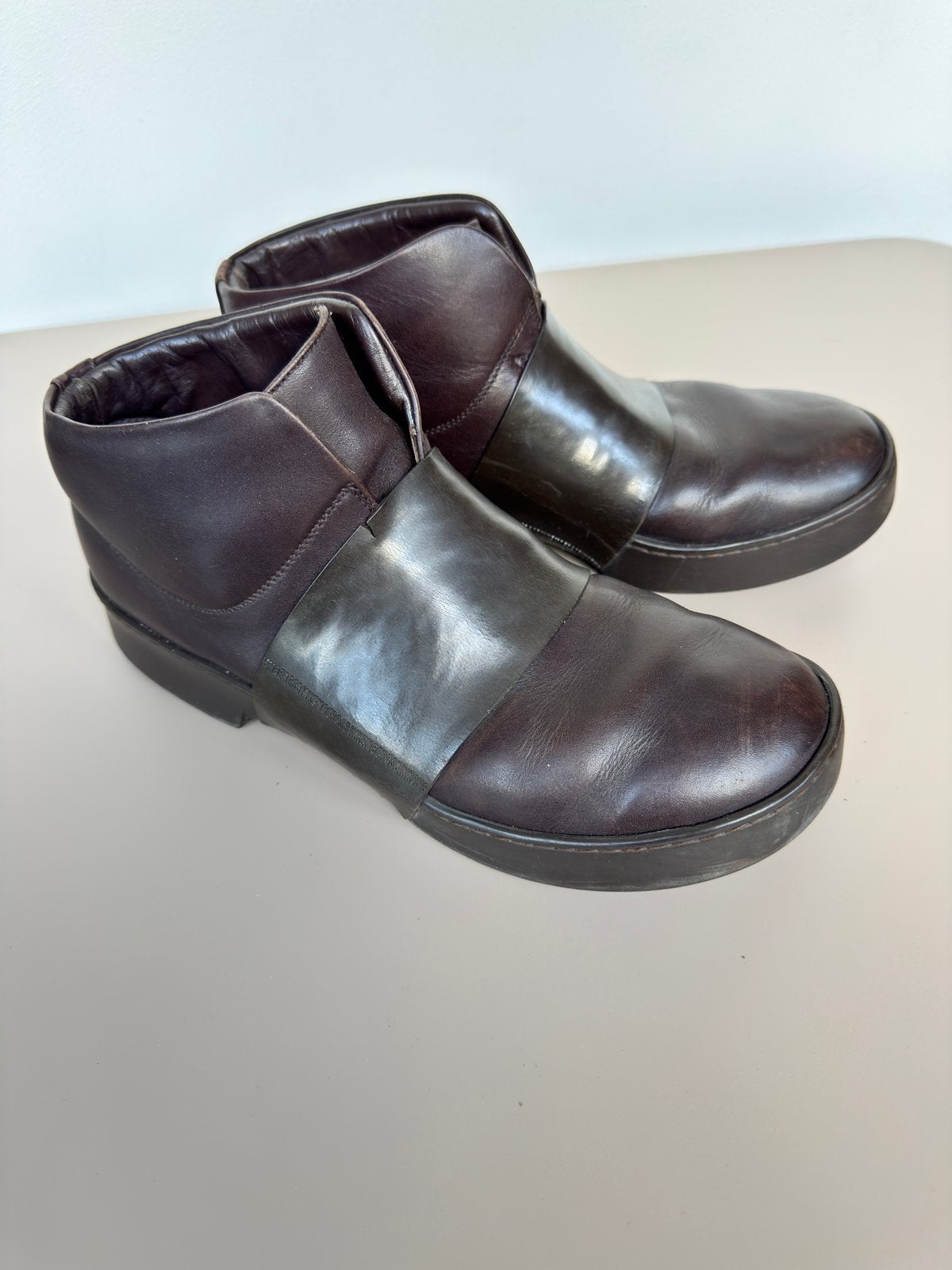 Dirk Bikkembergs boot rubber strap mt 43 - DESIGNER VINTAGE, Kleding | Heren, Bruin, Boots, Ophalen of Verzenden, Gedragen