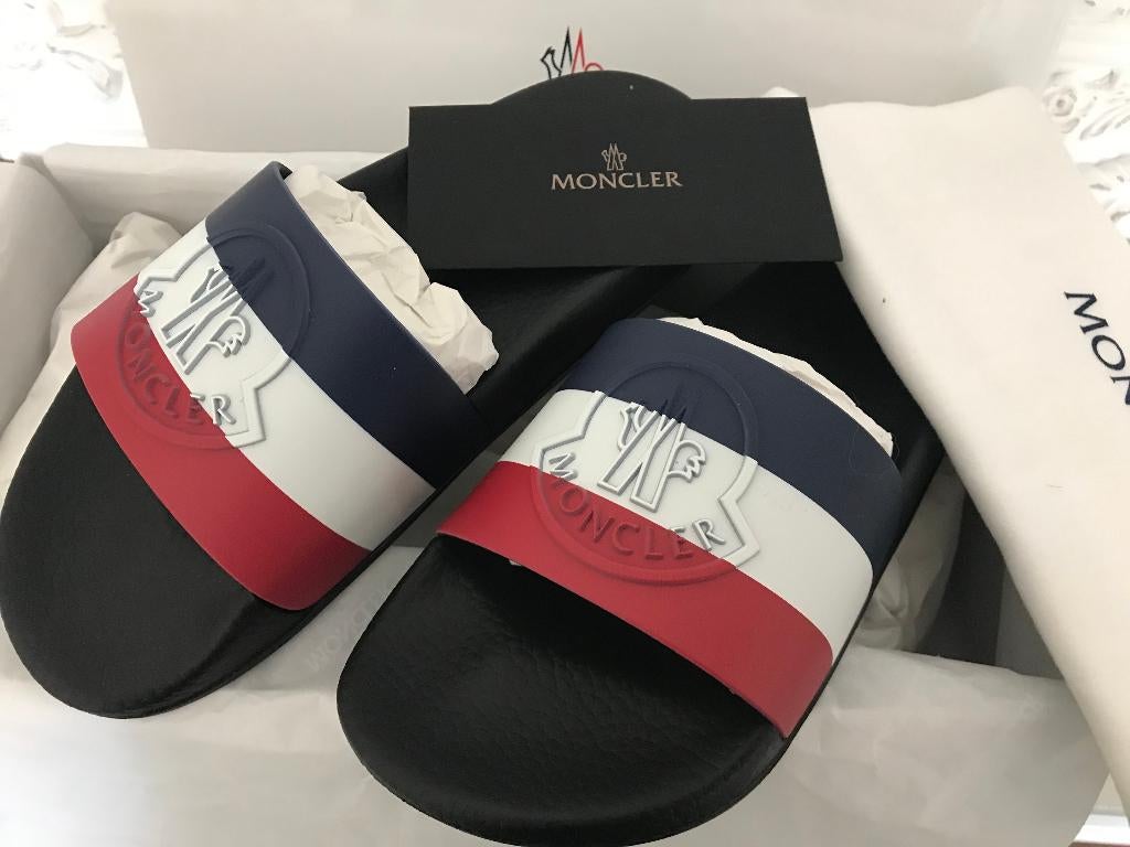 Moncler rubber sandal slippers JEANNE black Size EU 37, Zwart, Moncler, Nieuw, Ophalen