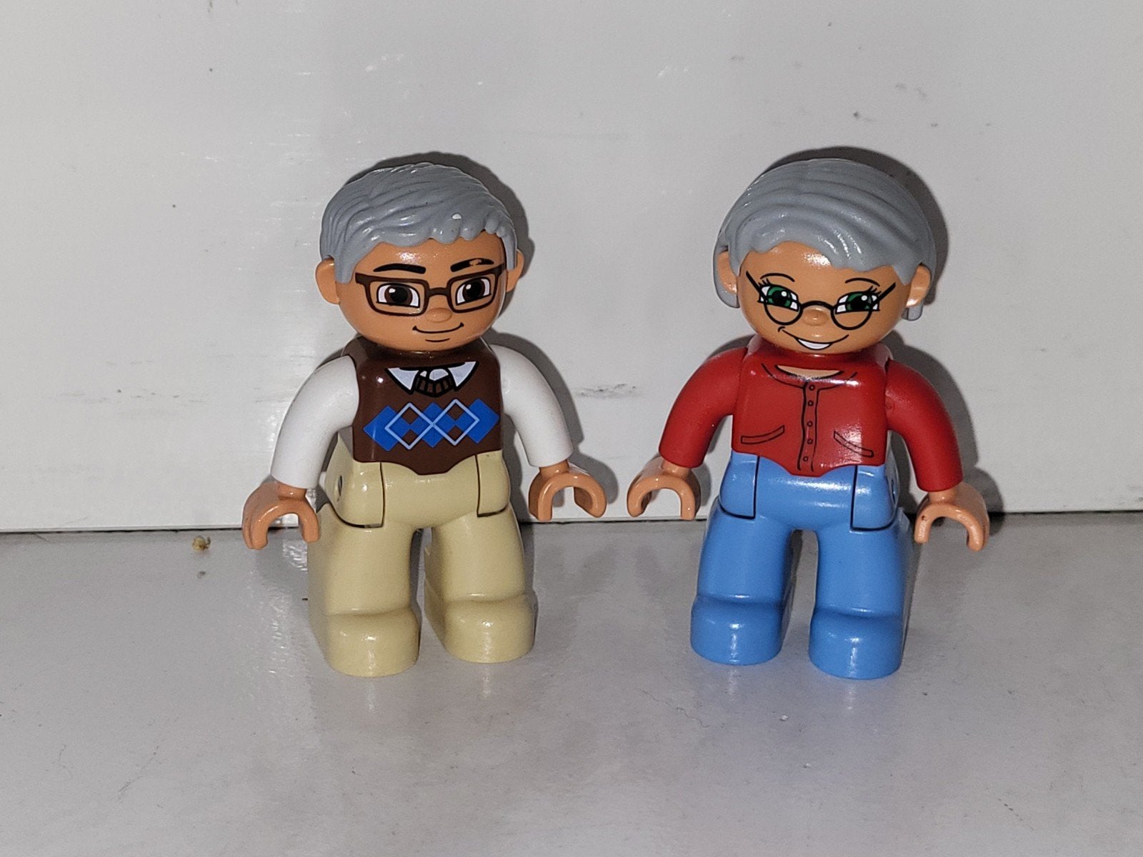 Duplo poppetjes opa en oma, Kinderen en Baby's, Speelgoed | Duplo en Lego, Gebruikt, Ophalen of Verzenden, Duplo, Duplo