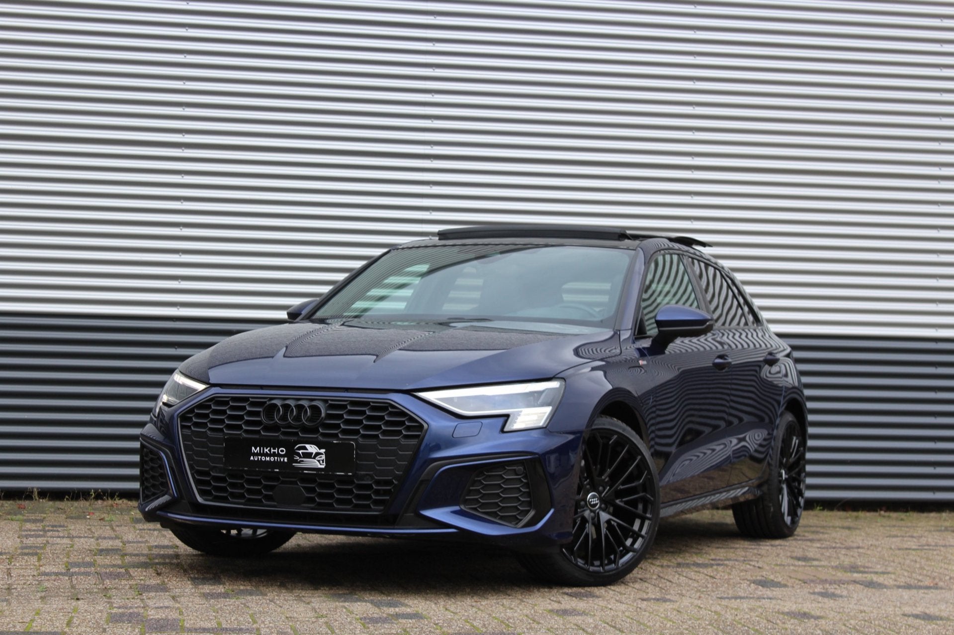 Audi A3 Sportback 40 TFSI e 3x S-Line | Pano | HUD | B&O | M, Auto's, Dealer onderhouden, Zwart, 4 cilinders, 1535 kg