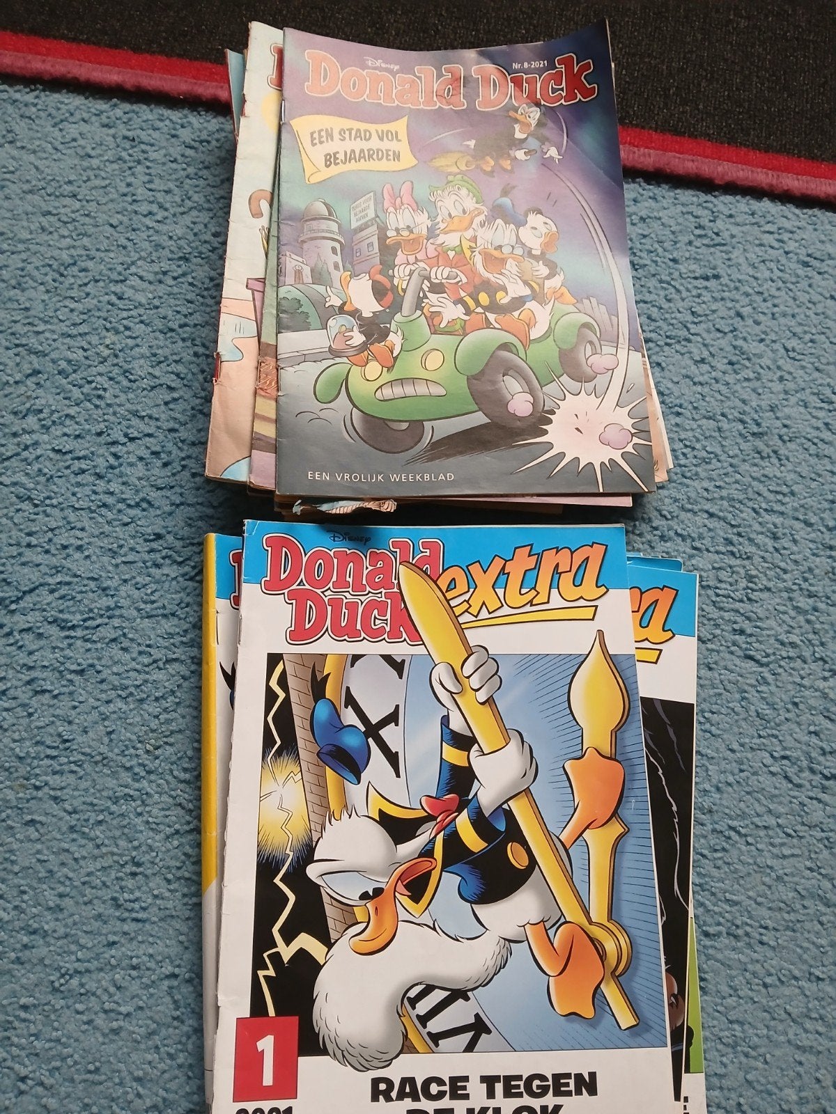 Donald Duck Nummers uit 2021 plus donald duck extra's, Boeken, Ophalen, Gelezen, Walt Disney  Donald duck, Meerdere stripboeken