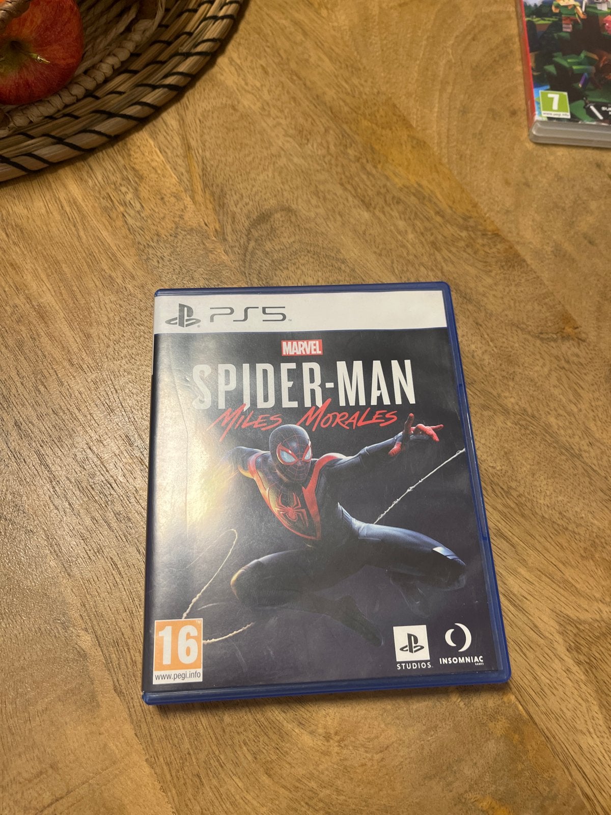 Spider-Man Miles Morales PS5 - Zo goed als nieuw, Spelcomputers en Games, Avontuur en Actie, 1 speler, Ophalen of Verzenden, Zo goed als nieuw
