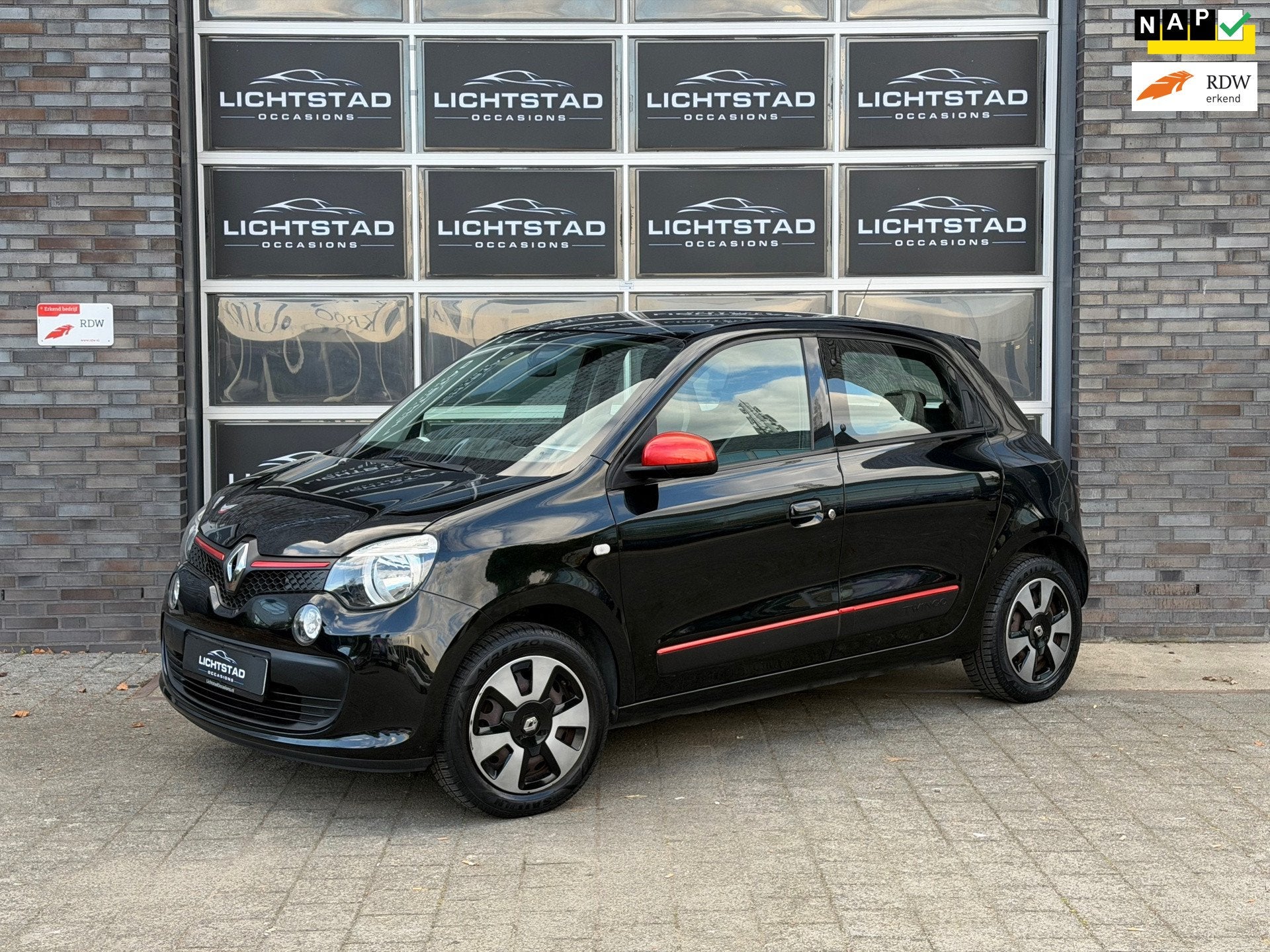 Renault Twingo 1.0 SCe Collection NAP AIRCO CRUISE START STO, Auto's, Gebruikt, Euro 6, 840 kg, 4 stoelen