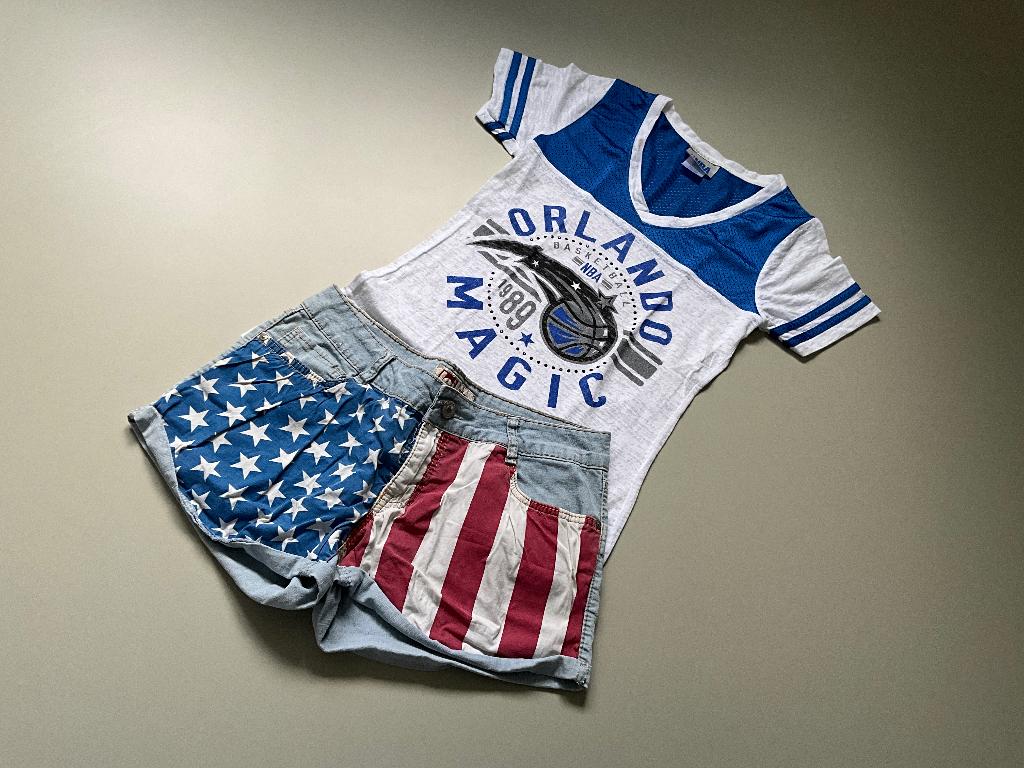 Korte broek en NBA Orlando Magic shirt, Ophalen of Verzenden, Gebruikt, Overige typen