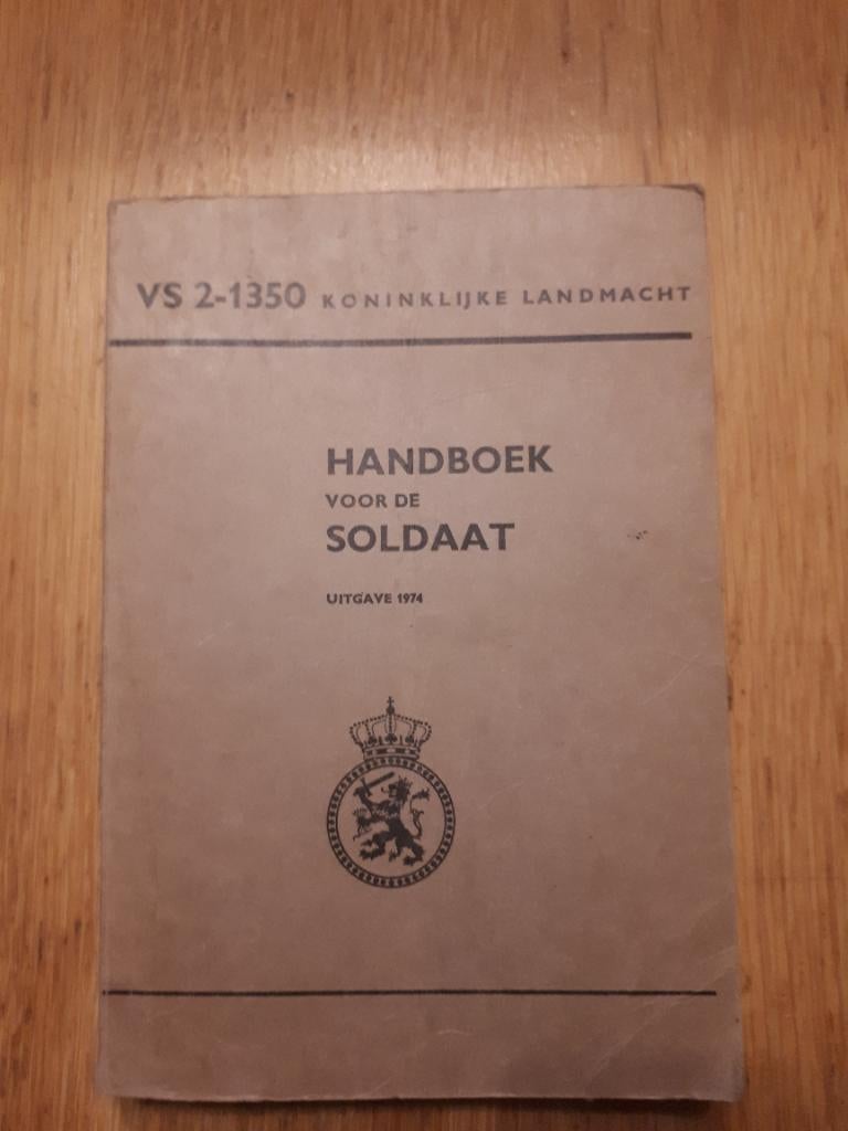 Handboek voor de soldaat, Ophalen