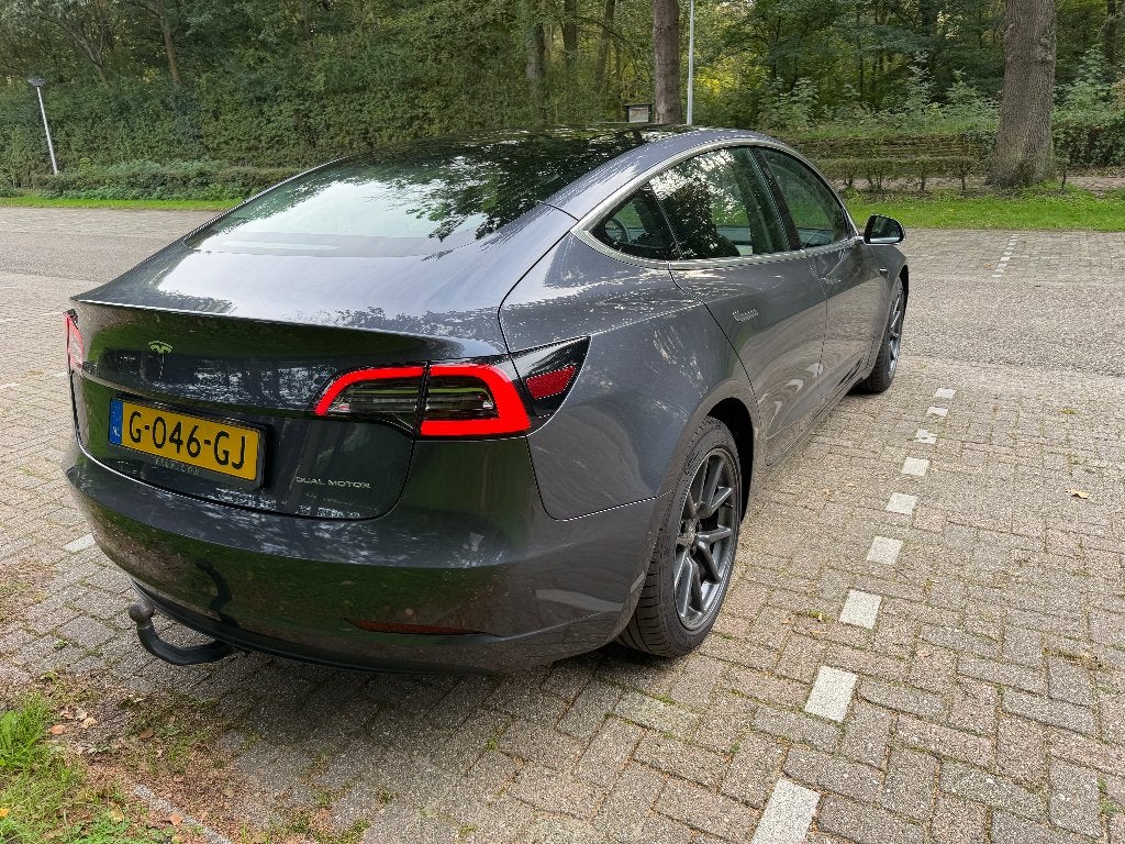 Foto 8 van Tesla Model 3 Long Range AWD 2019 | FSD afgekocht | Trekhaak