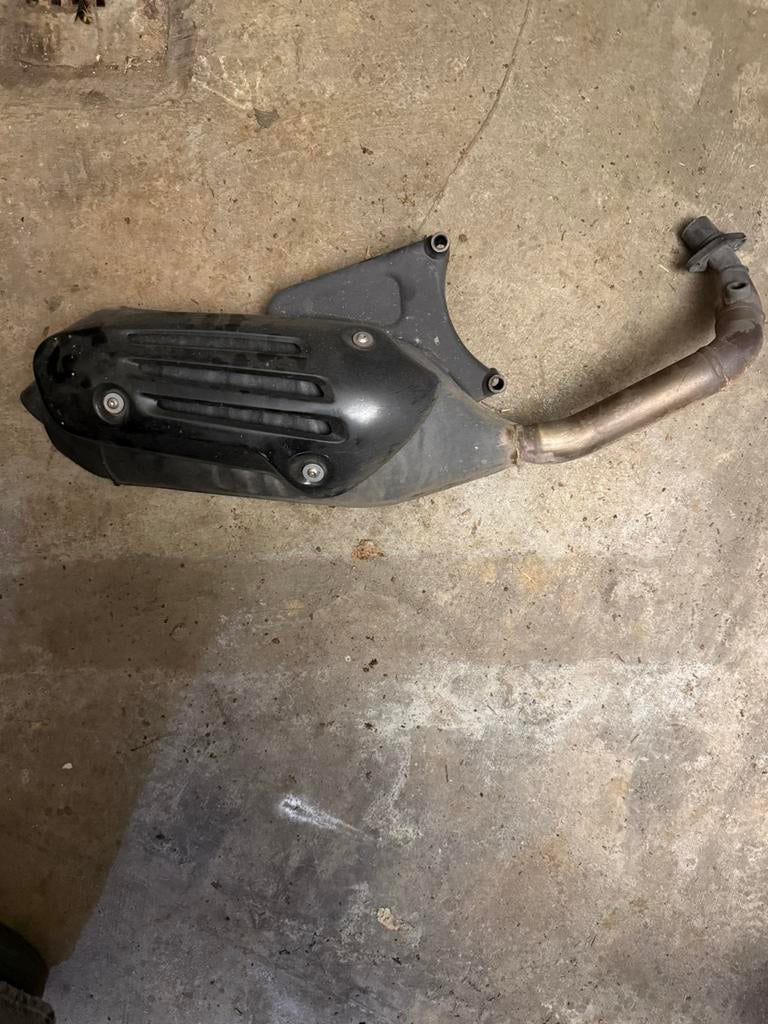Originele Vespa uitlaat E5, Ophalen, Zo goed als nieuw, Uitlaat, Vespa