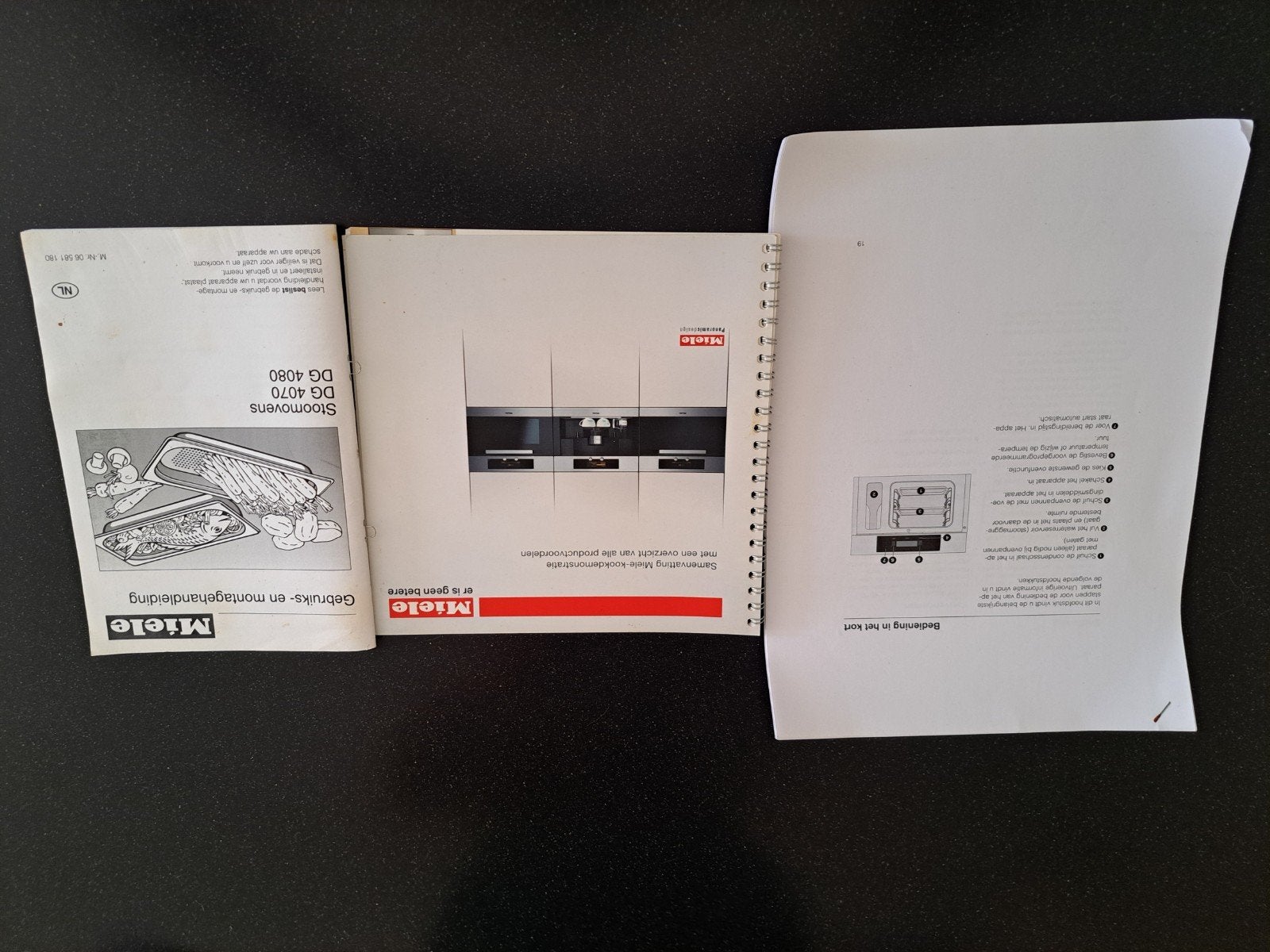 Miele Stoomoven DG 4080 - Zo goed als nieuw, Ophalen, 45 tot 50 cm, Inbouw, Miele