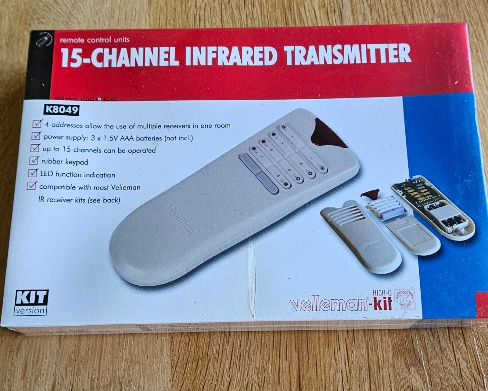 Nieuw! Velleman K8049 15-kanaals infrarood zender kit, Mediaspeler, Nieuw, Ophalen of Verzenden, Origineel