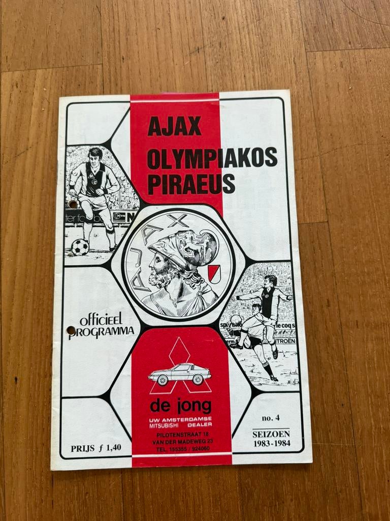Ajax programma boekje 1983/1984 met toegangsbewijs, Verzamelen, Ophalen of Verzenden, Zo goed als nieuw, Ajax, Boek of Tijdschrift
