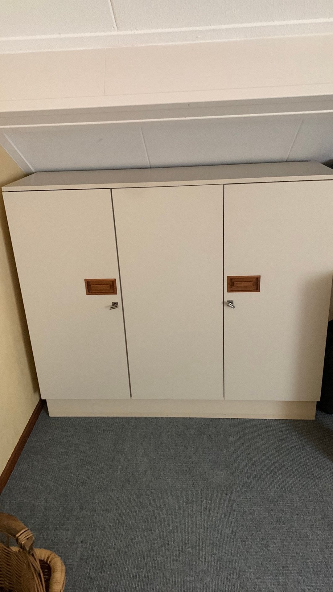 Kastje, Ophalen, Gebruikt, 65 cm of meer, 70 cm of meer